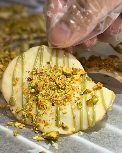 (PRE-ORDER) Chocolate Crunchy Pistachio Chips